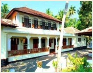 Hoteles y Resorts | Alojamientos en Alleppey | Cheap, Presupuesto, de lujo, estancia en Alleppey